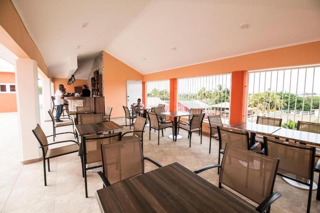 Omira Apartment Suites Willemstad Eksteriør billede
