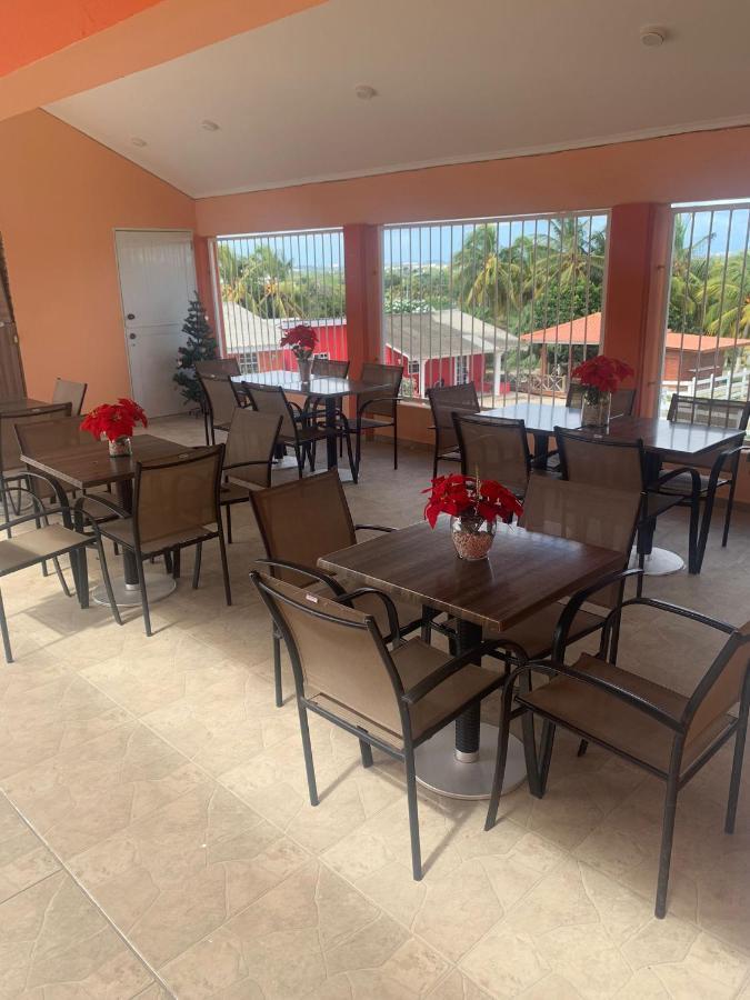 Omira Apartment Suites Willemstad Eksteriør billede